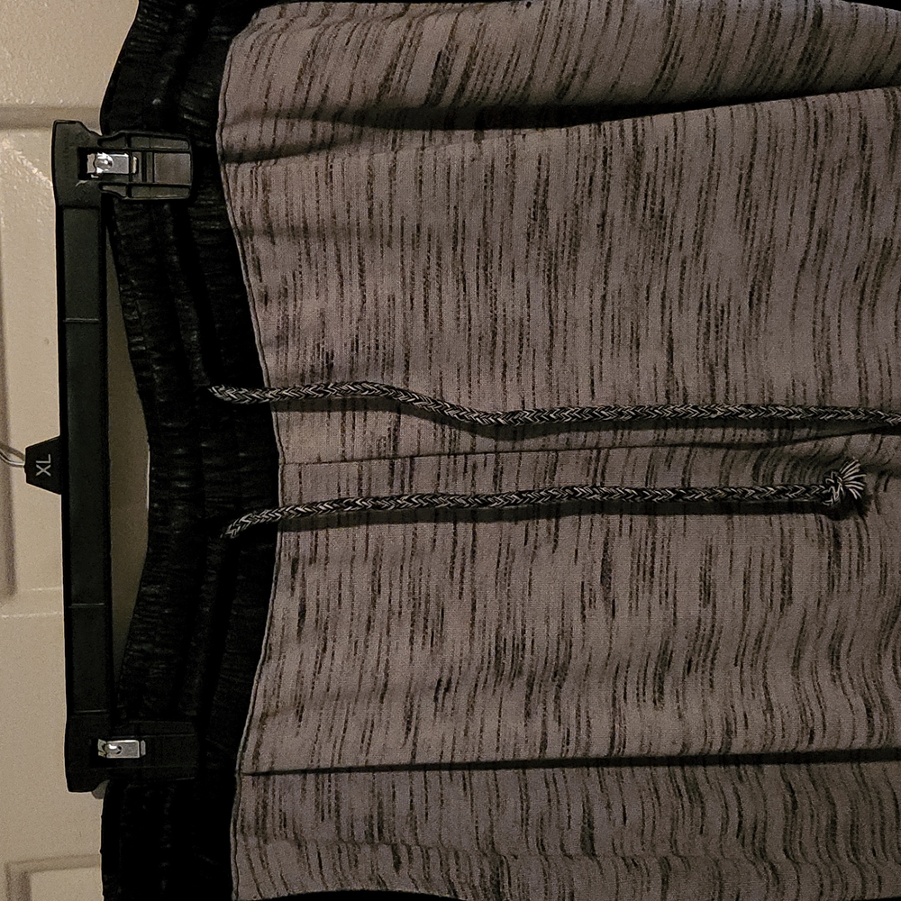 JESSICA SIMPSON JOGGER PANTS. 2X GREY/BLK W/ FAUX LEATHER